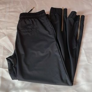 Zyia Everywhere Zipper Jogger EUC